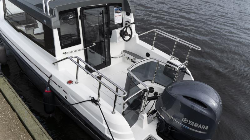Cross 60 Cabin