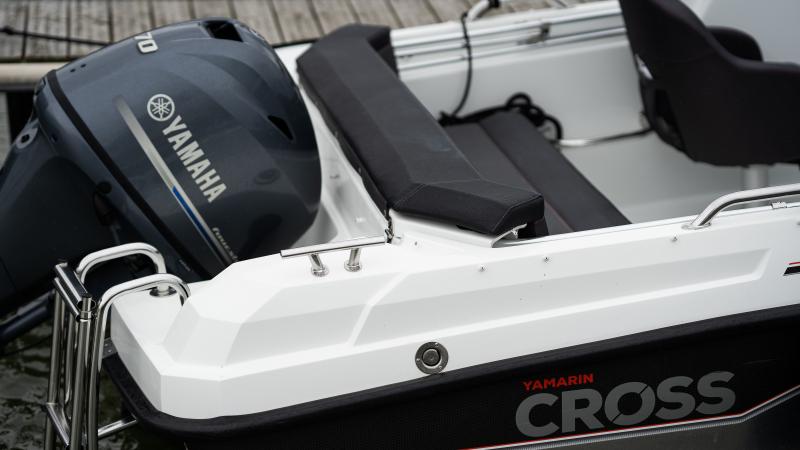 Cross 54 BR with Yamaha F70 engine